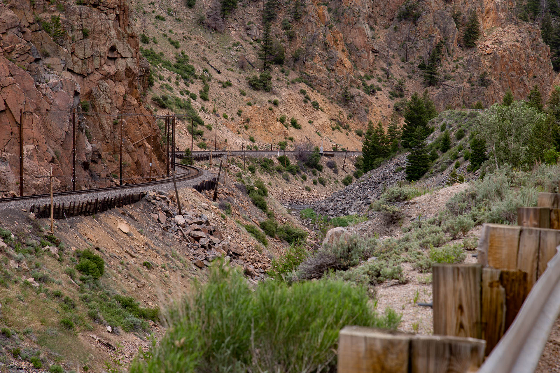 colorado-river-gorge